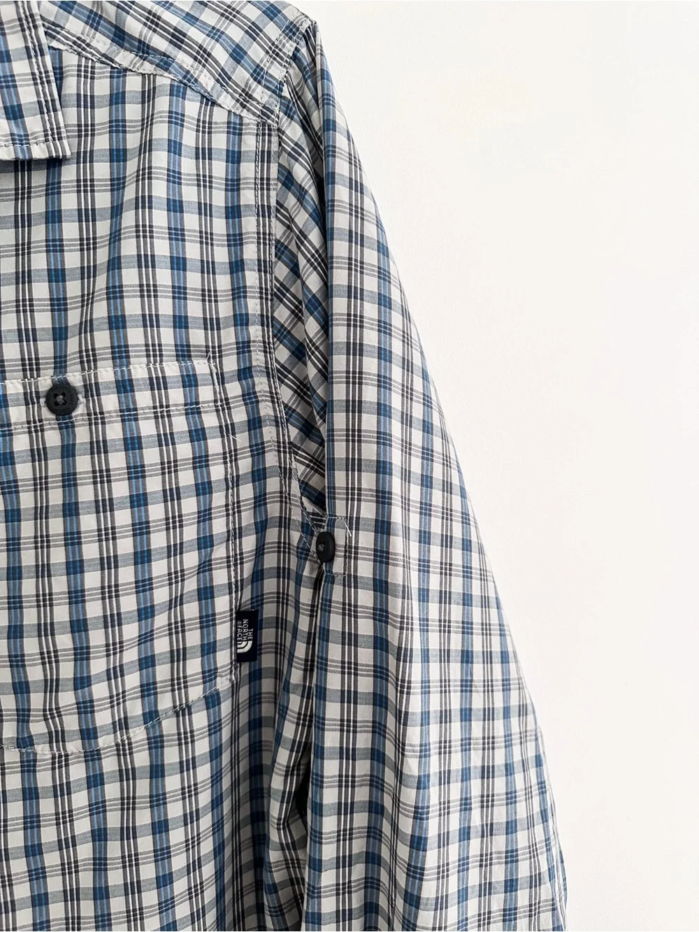 The North Face Plaid Shirt Button Down Gray Blue Plaid Outdoor Men's Size S